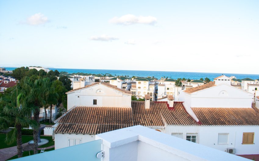 Reventa - Adosado -
Torrevieja - Torreblanca