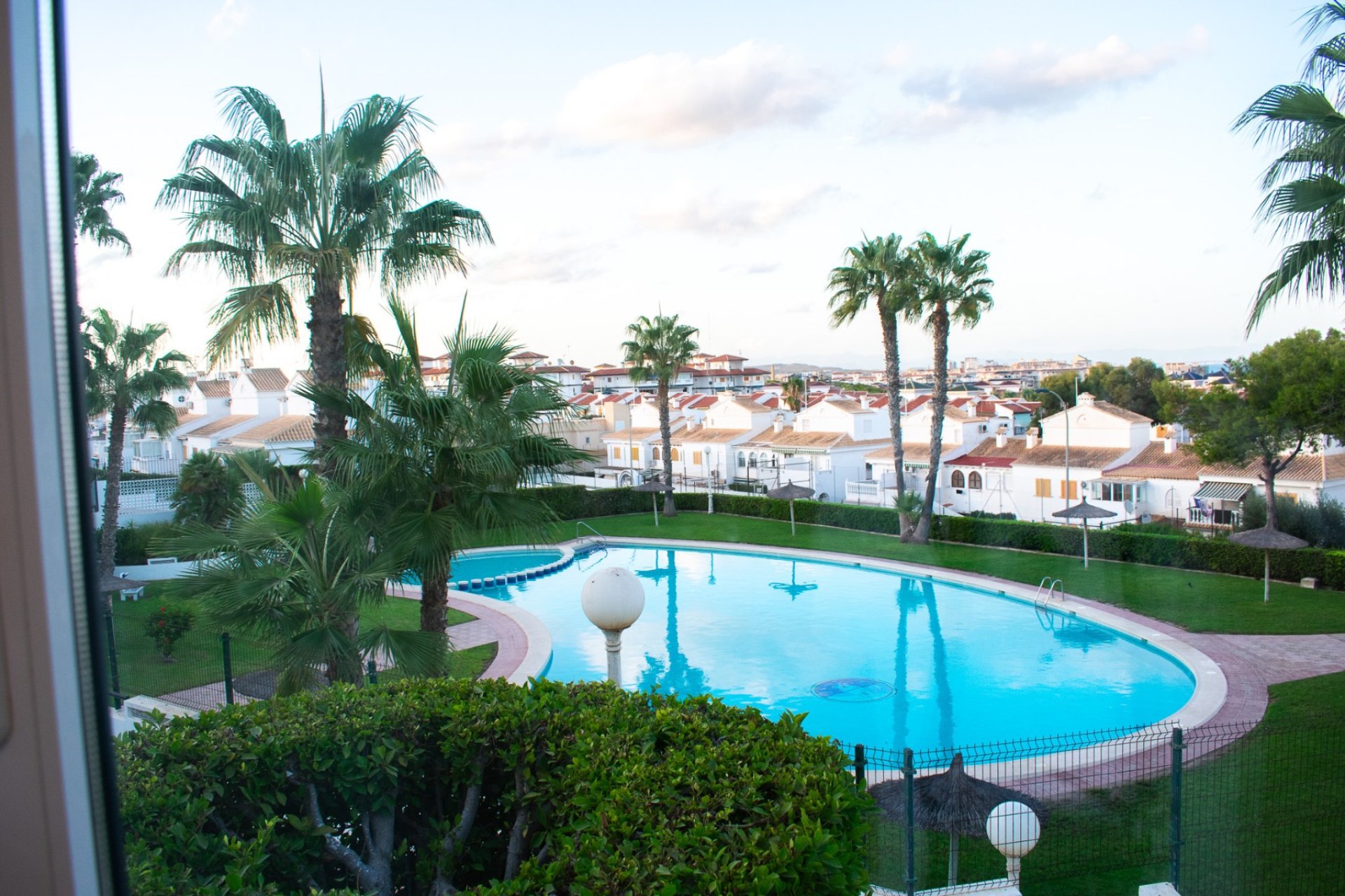 Reventa - Adosado -
Torrevieja - Torreblanca