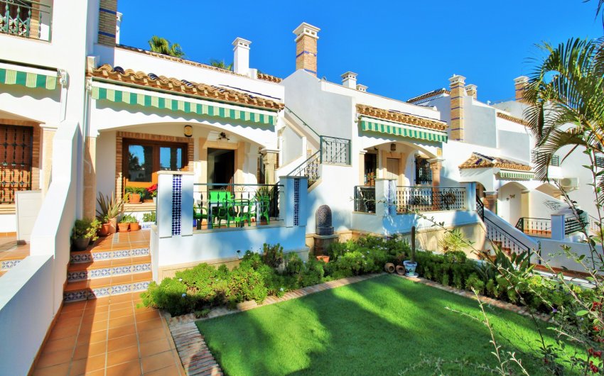 Reventa - Adosado -
Villamartín - PAU 8