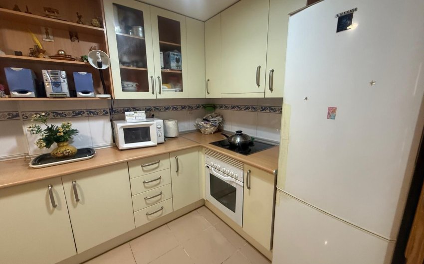 Reventa - Apartamento -
Guardamar del Segura - Avenida del Puerto