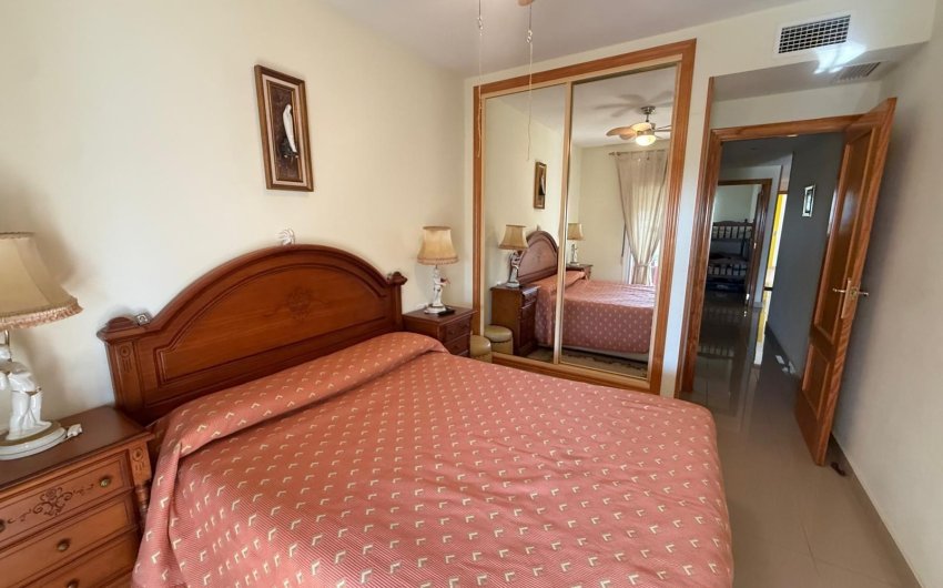 Reventa - Apartamento -
Guardamar del Segura - Avenida del Puerto