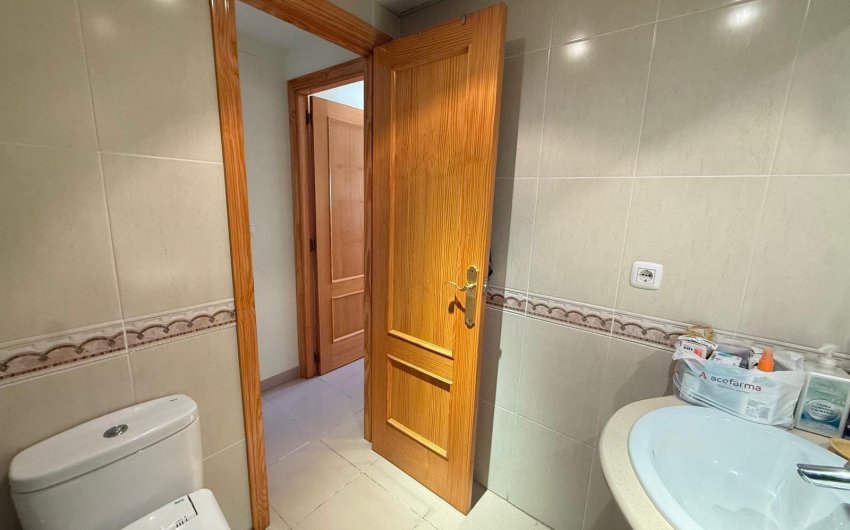 Reventa - Apartamento -
Guardamar del Segura - Avenida del Puerto