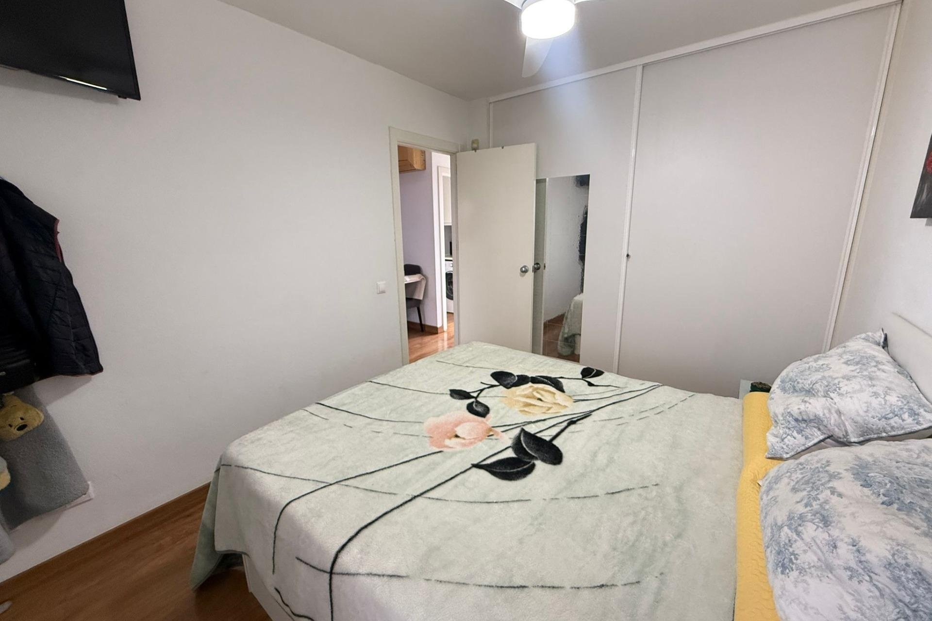 Reventa - Apartamento -
Guardamar del Segura - Puerto Deportivo