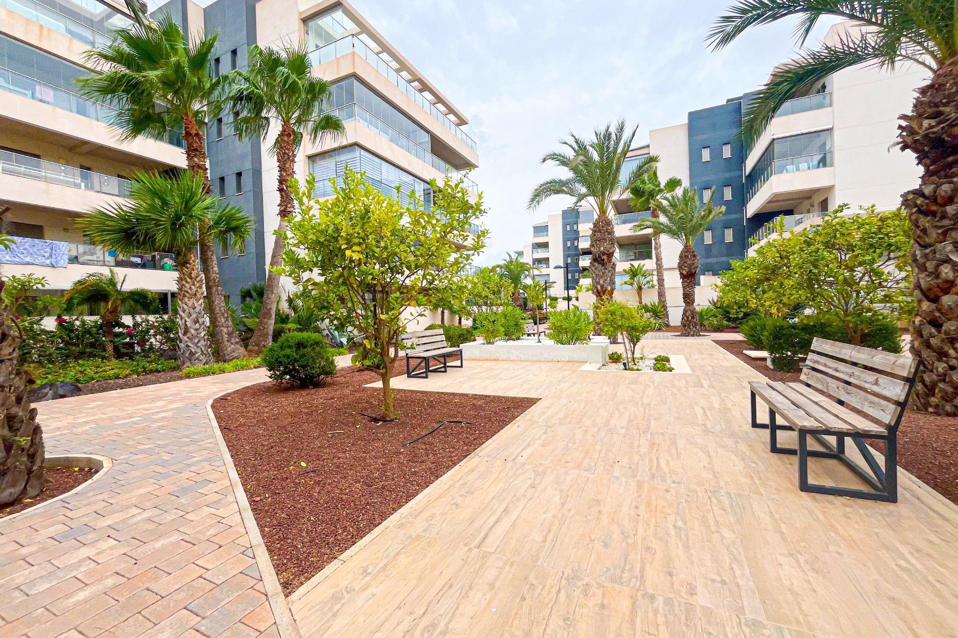 Reventa - Apartamento -
Orihuela Costa - Los Dolses