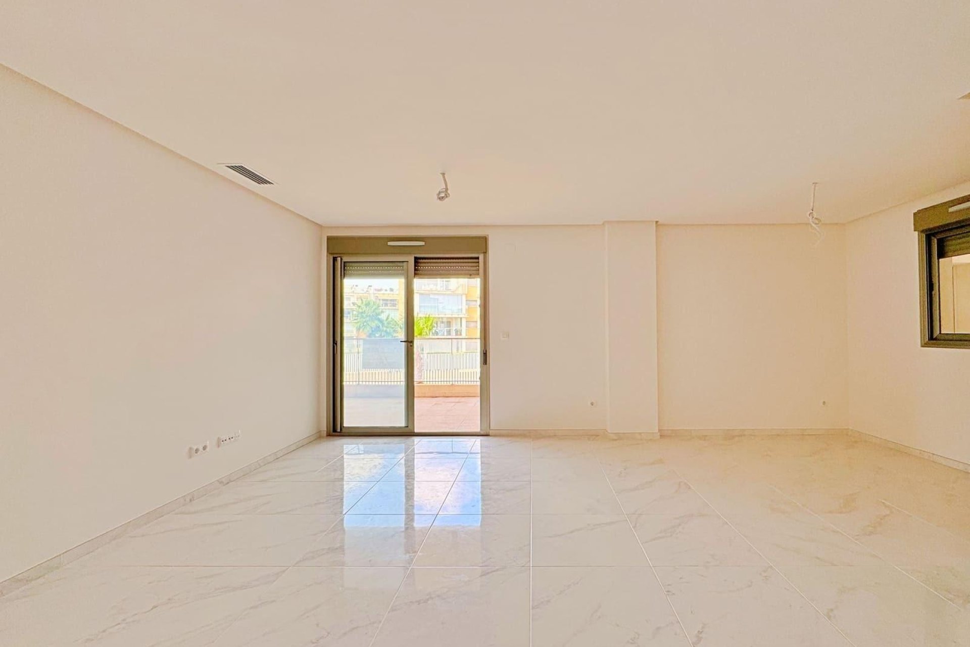 Reventa - Apartamento -
Orihuela Costa - Los Dolses