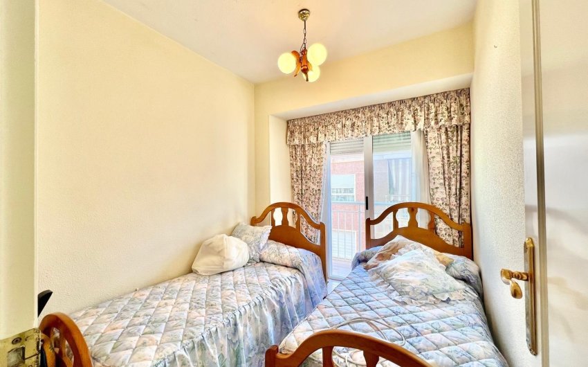 Reventa - Apartamento -
Santa Pola - Puerto