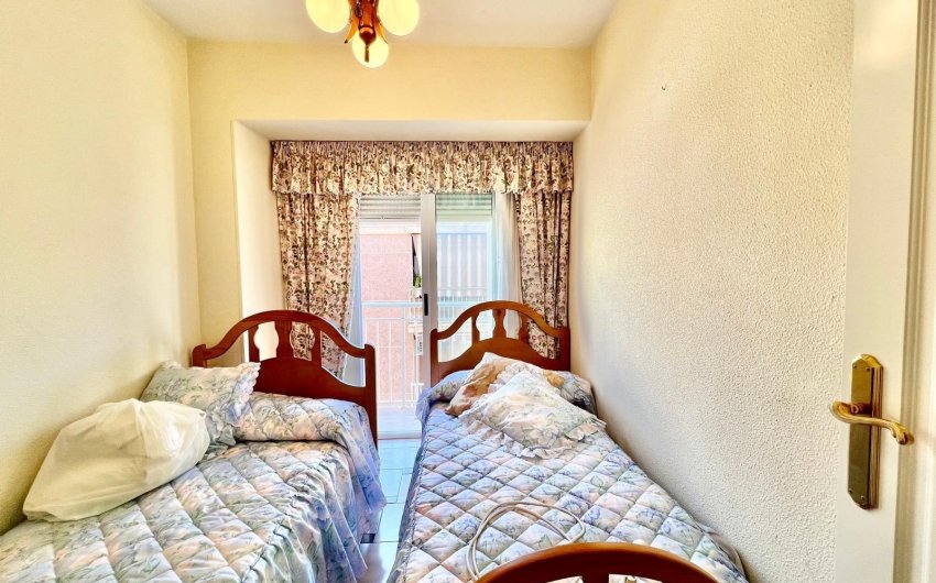 Reventa - Apartamento -
Santa Pola - Puerto