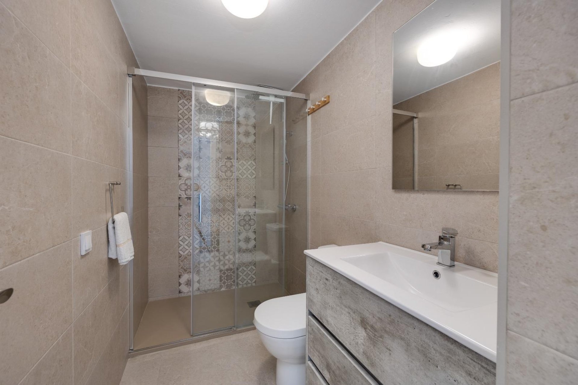 Reventa - Apartamento -
Torrevieja - Cabo Cervera