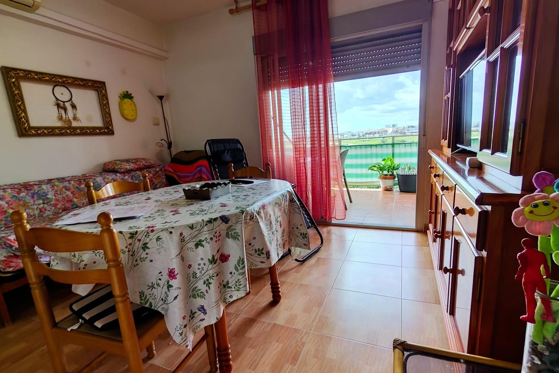 Reventa - Apartamento -
Torrevieja - Centro