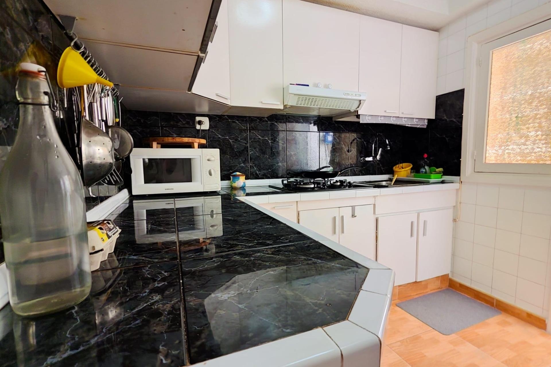 Reventa - Apartamento -
Torrevieja - Centro