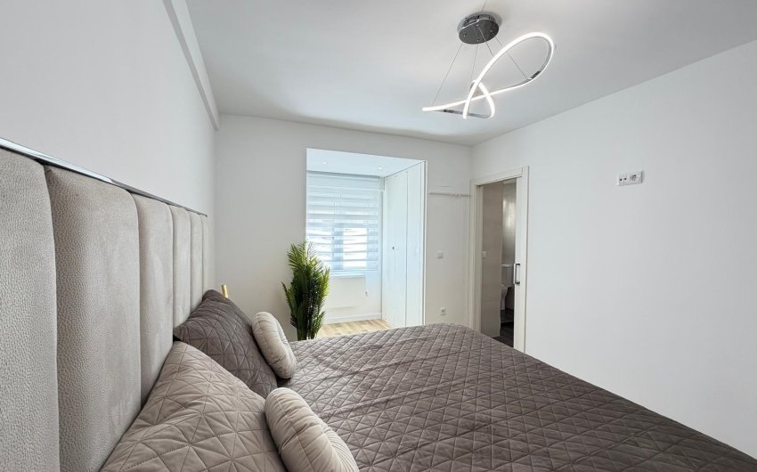 Reventa - Apartamento -
Torrevieja - Centro