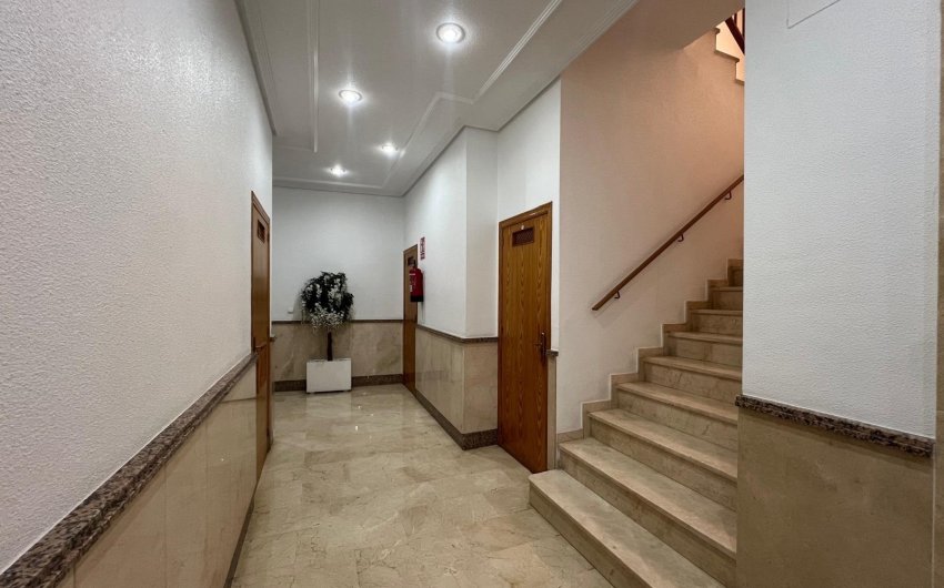 Reventa - Apartamento -
Torrevieja - Centro