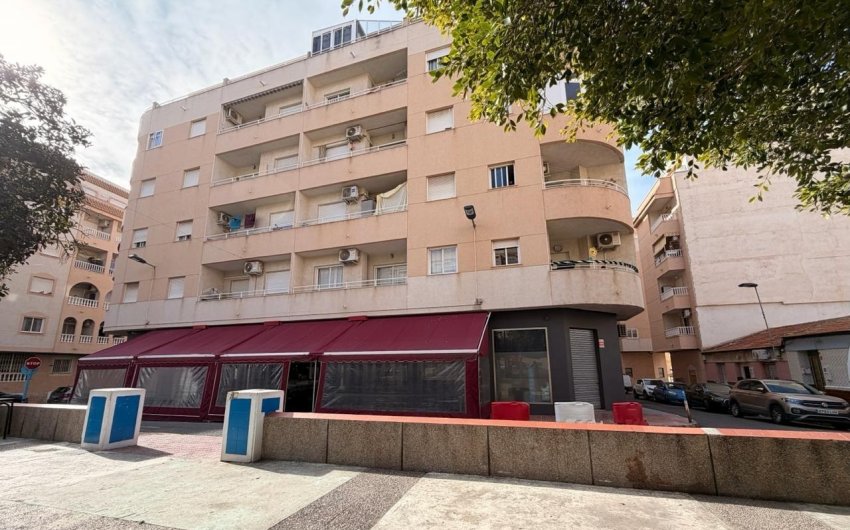 Reventa - Apartamento -
Torrevieja - Centro