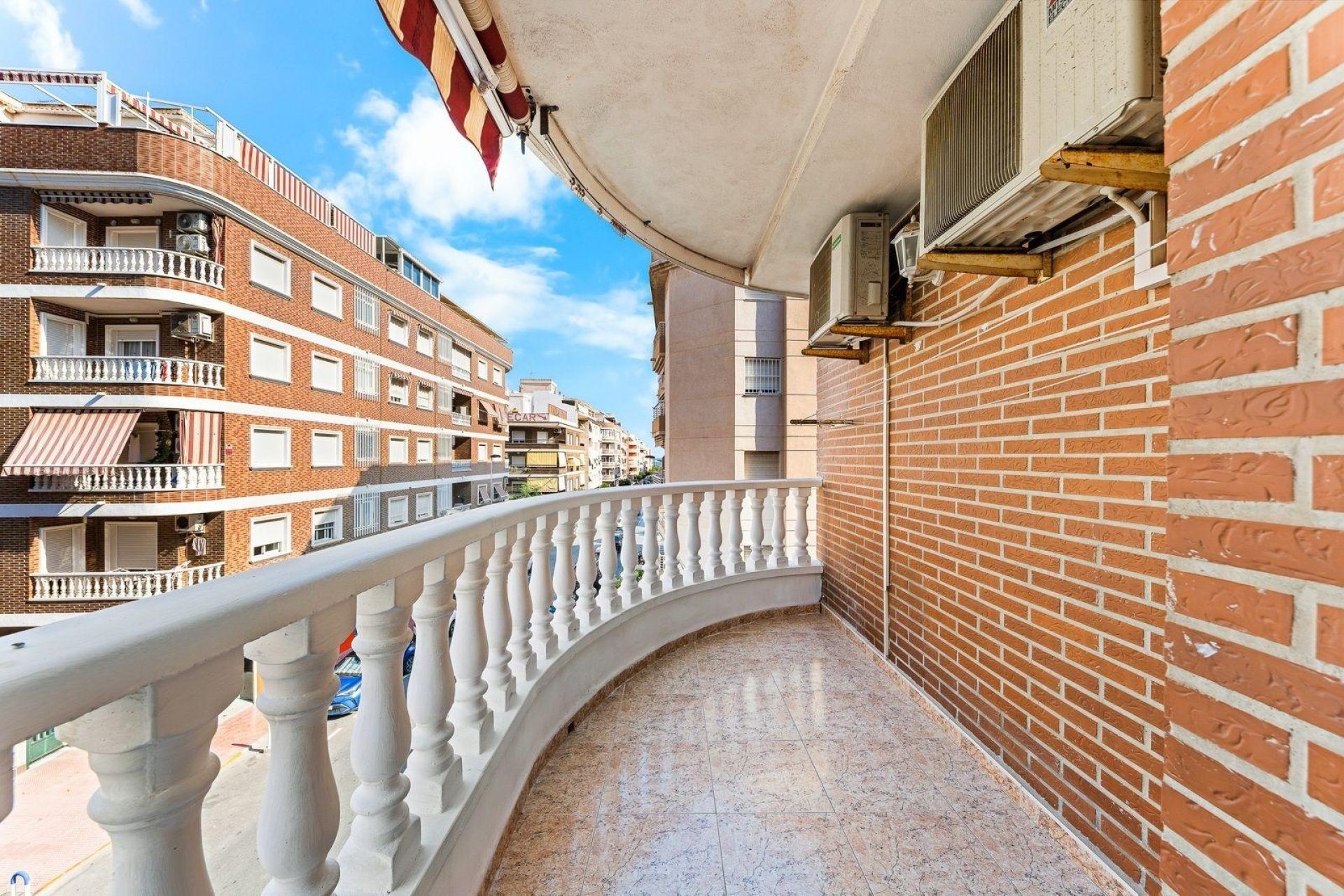 Reventa - Apartamento -
Torrevieja - Centro