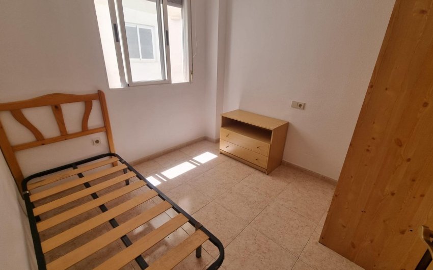 Reventa - Apartamento -
Torrevieja - Centro