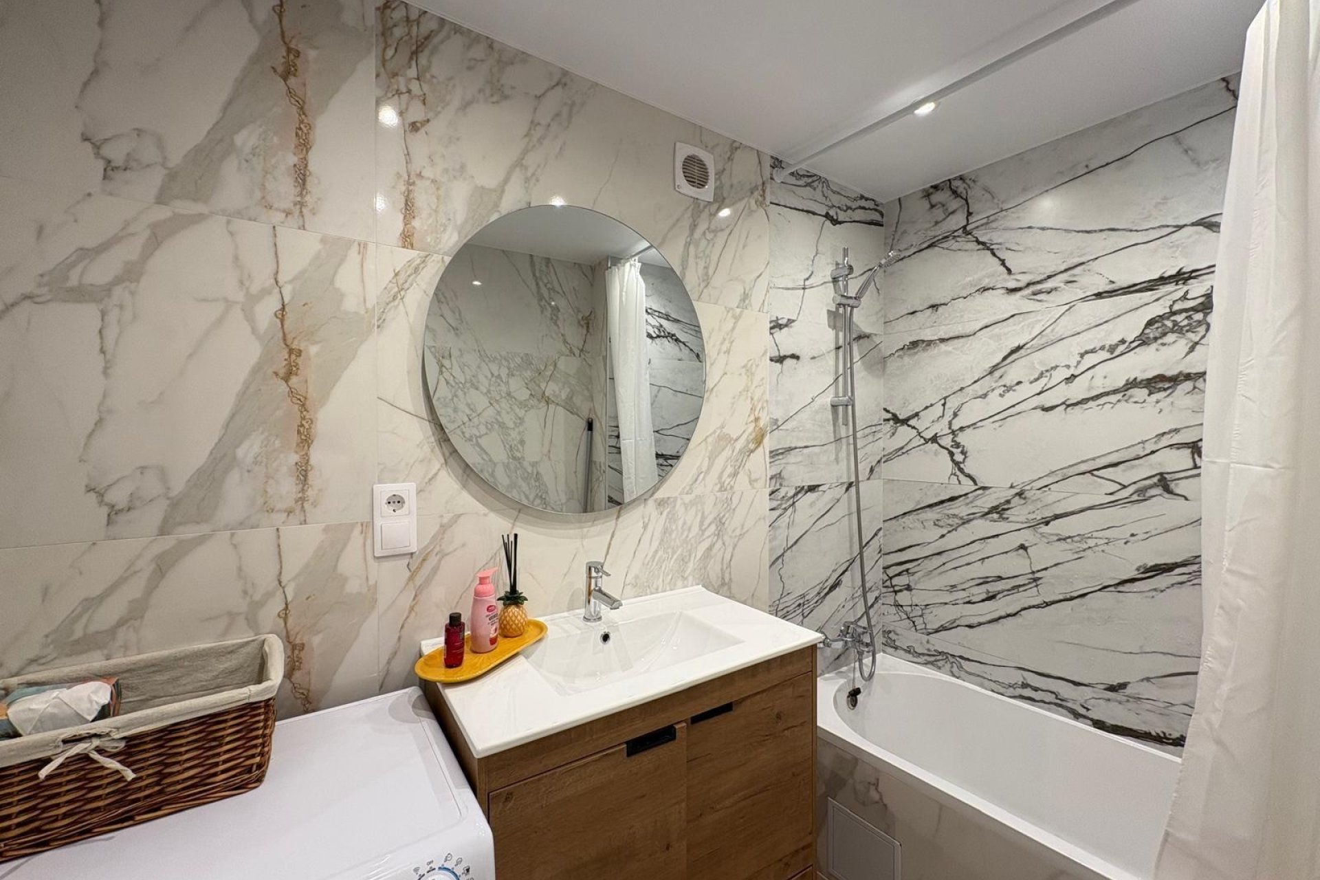 Reventa - Apartamento -
Torrevieja - Centro