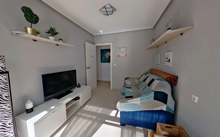 Reventa - Apartamento -
Torrevieja - Centro