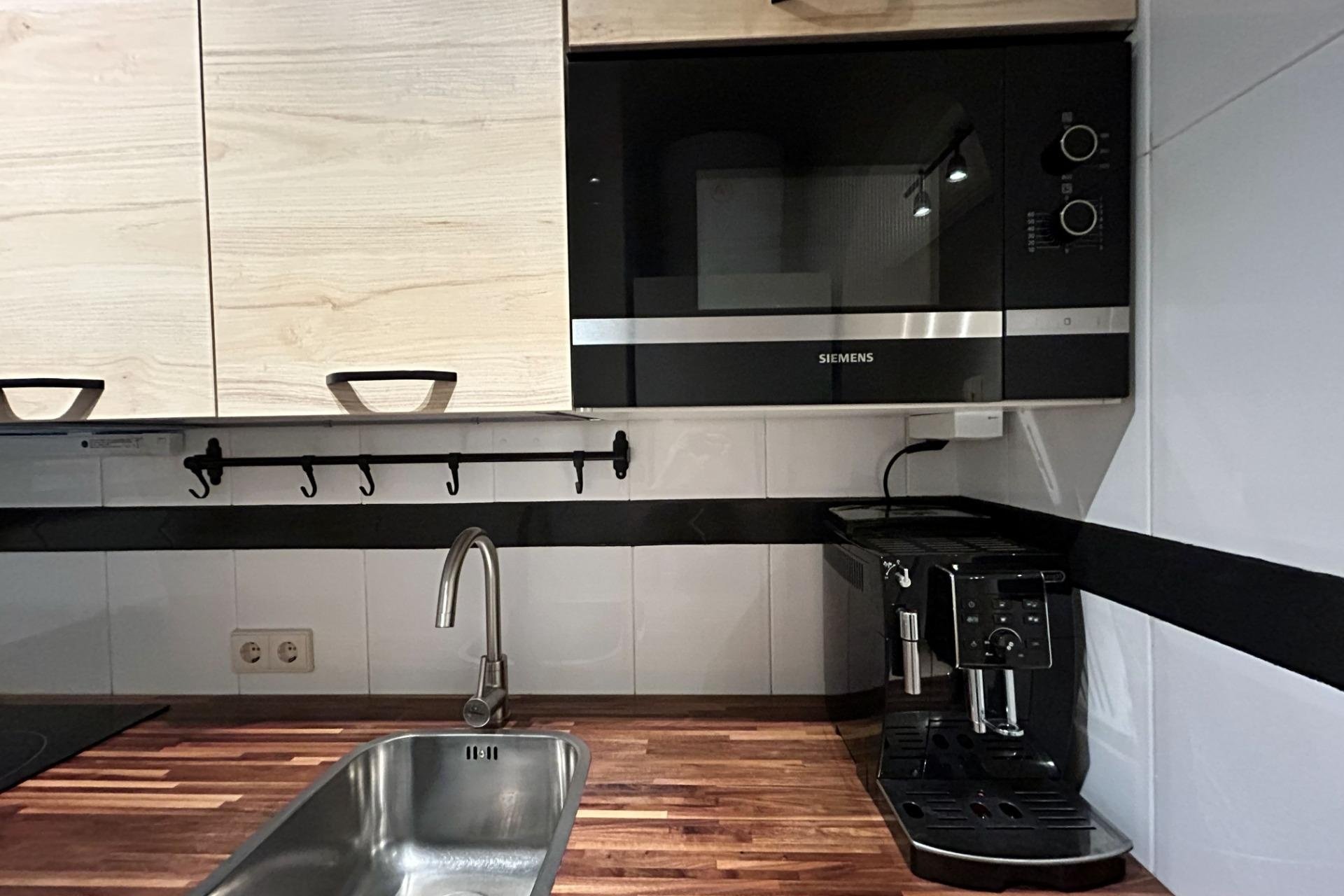Reventa - Apartamento -
Torrevieja - Centro