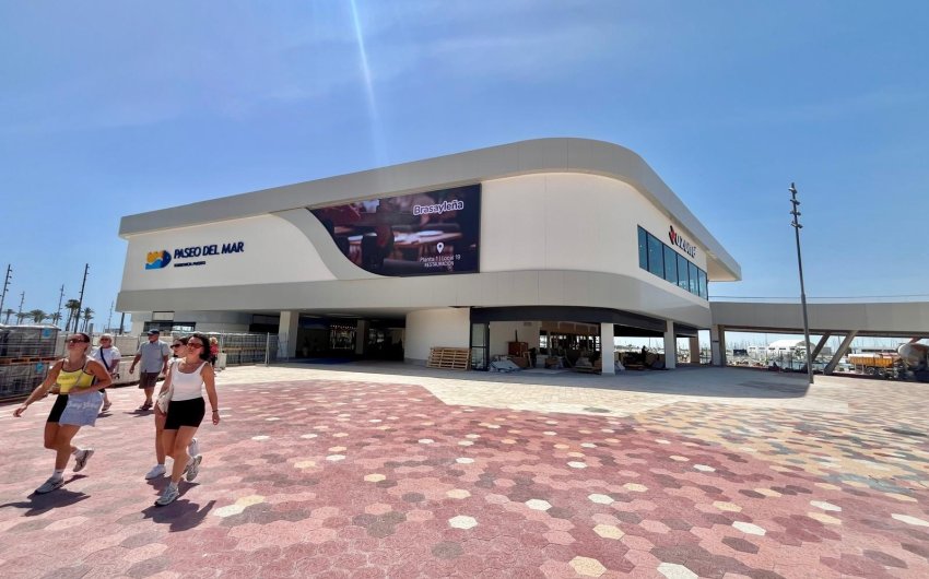 Reventa - Apartamento -
Torrevieja - Centro