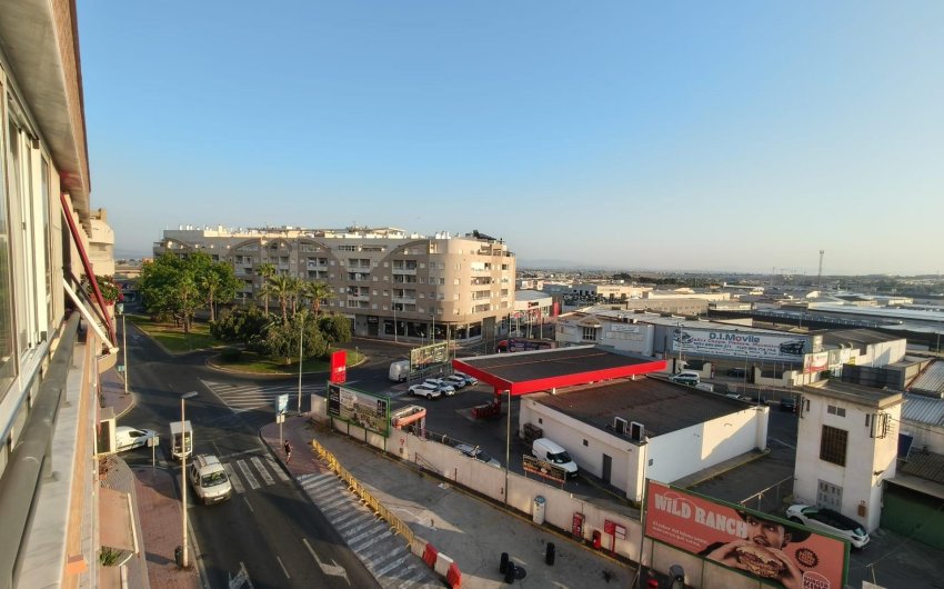 Reventa - Apartamento -
Torrevieja - Centro