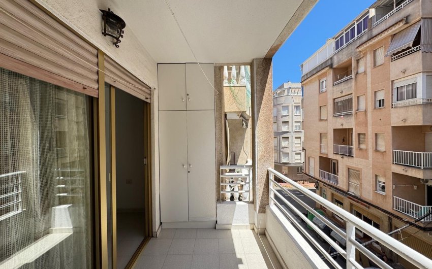 Reventa - Apartamento -
Torrevieja - Centro