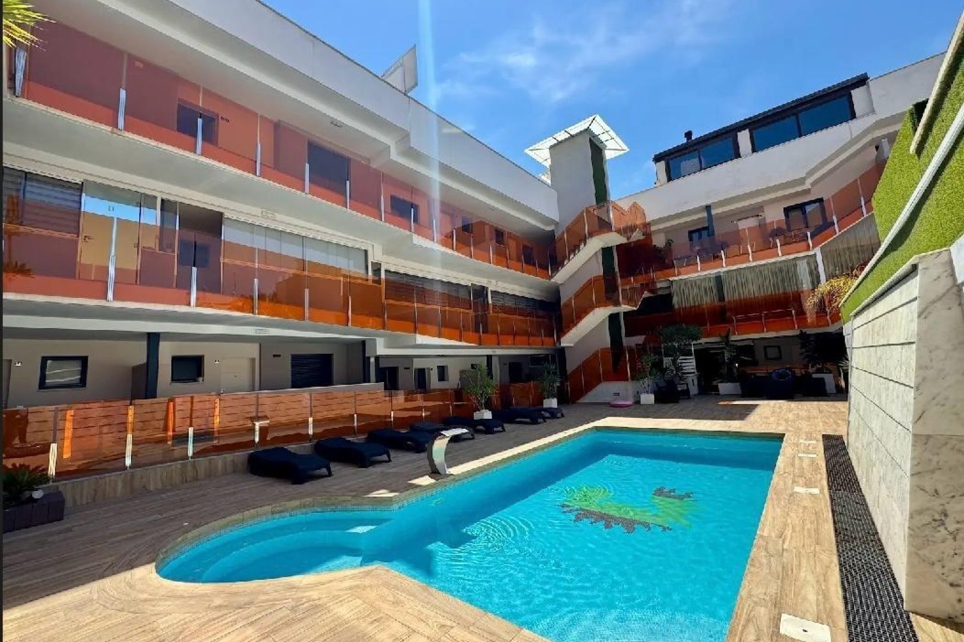 Reventa - Apartamento -
Torrevieja - Centro