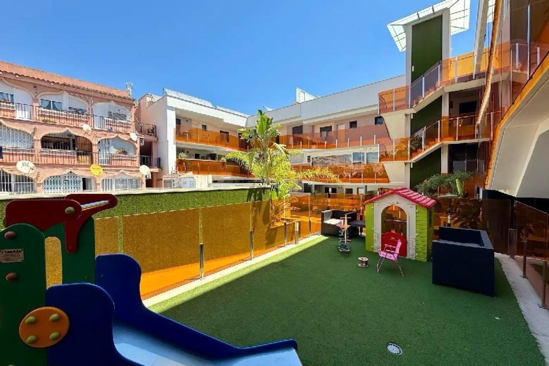 Reventa - Apartamento -
Torrevieja - Centro