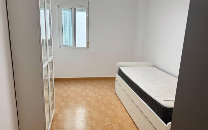 Reventa - Apartamento -
Torrevieja - Centro