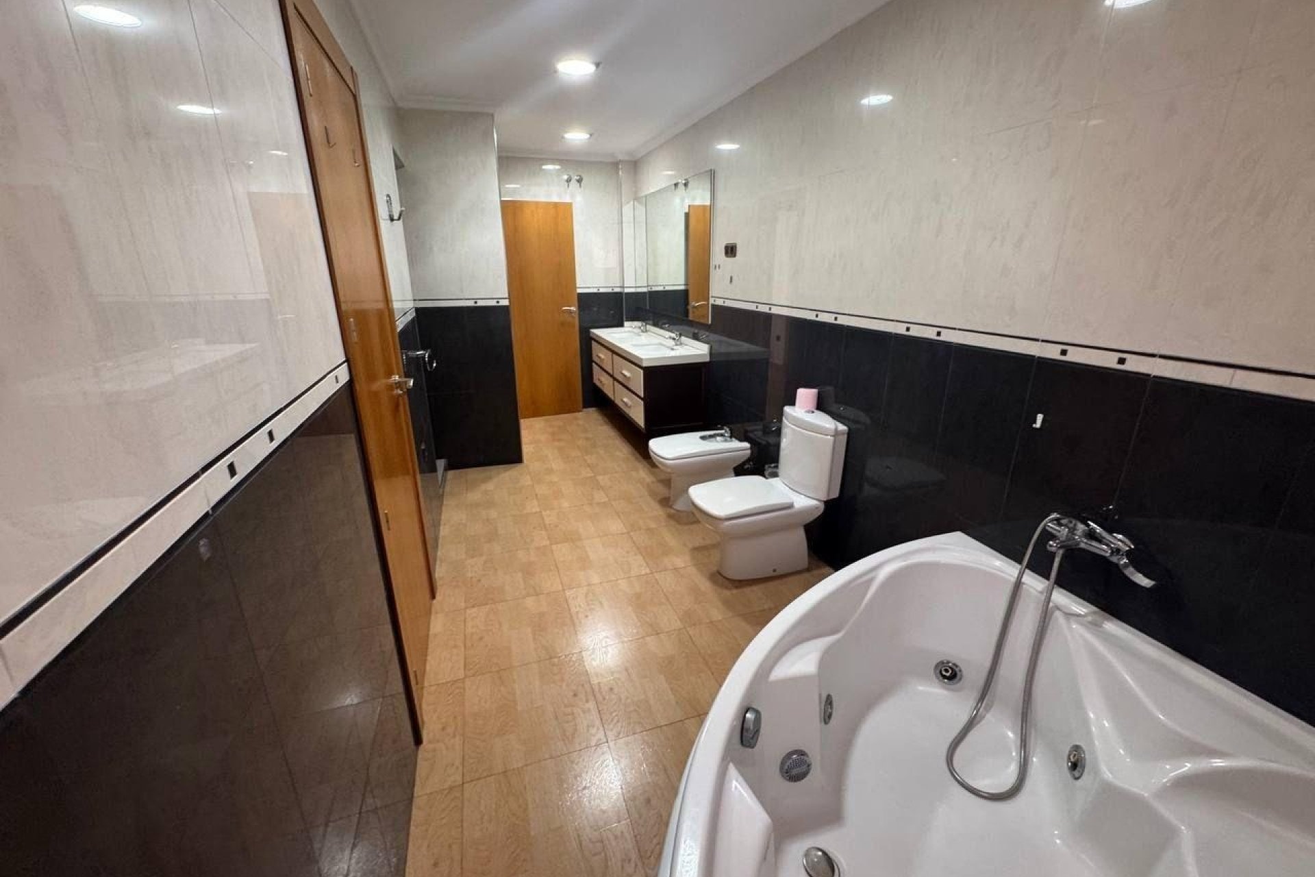 Reventa - Apartamento -
Torrevieja - Centro