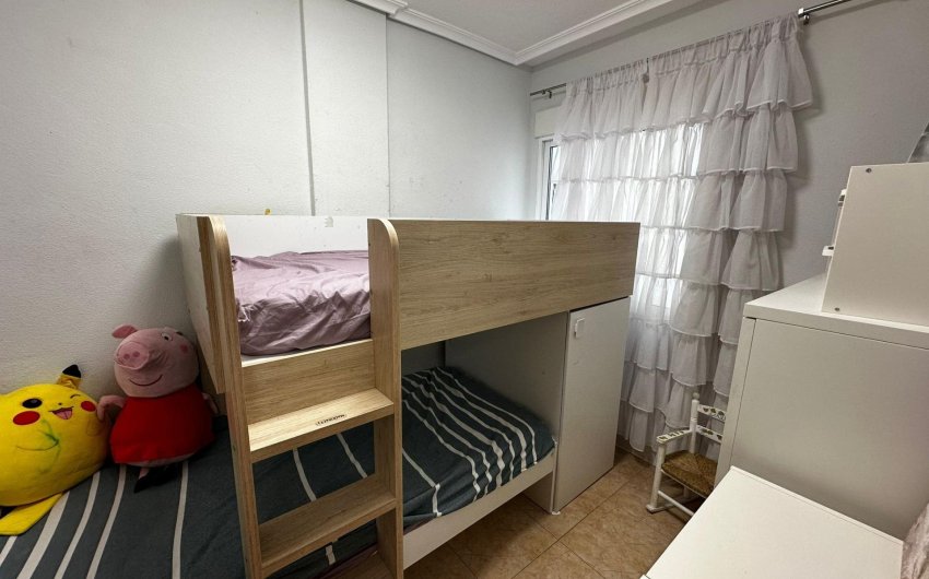 Reventa - Apartamento -
Torrevieja - Centro