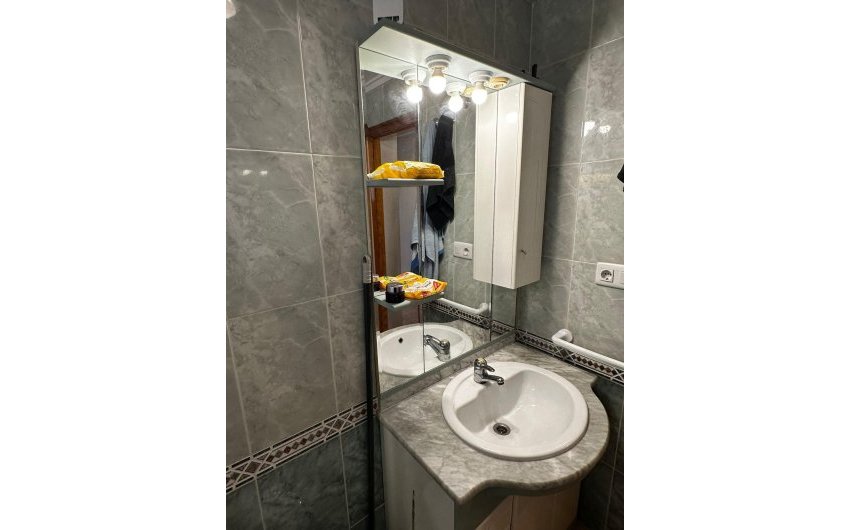 Reventa - Apartamento -
Torrevieja - Centro