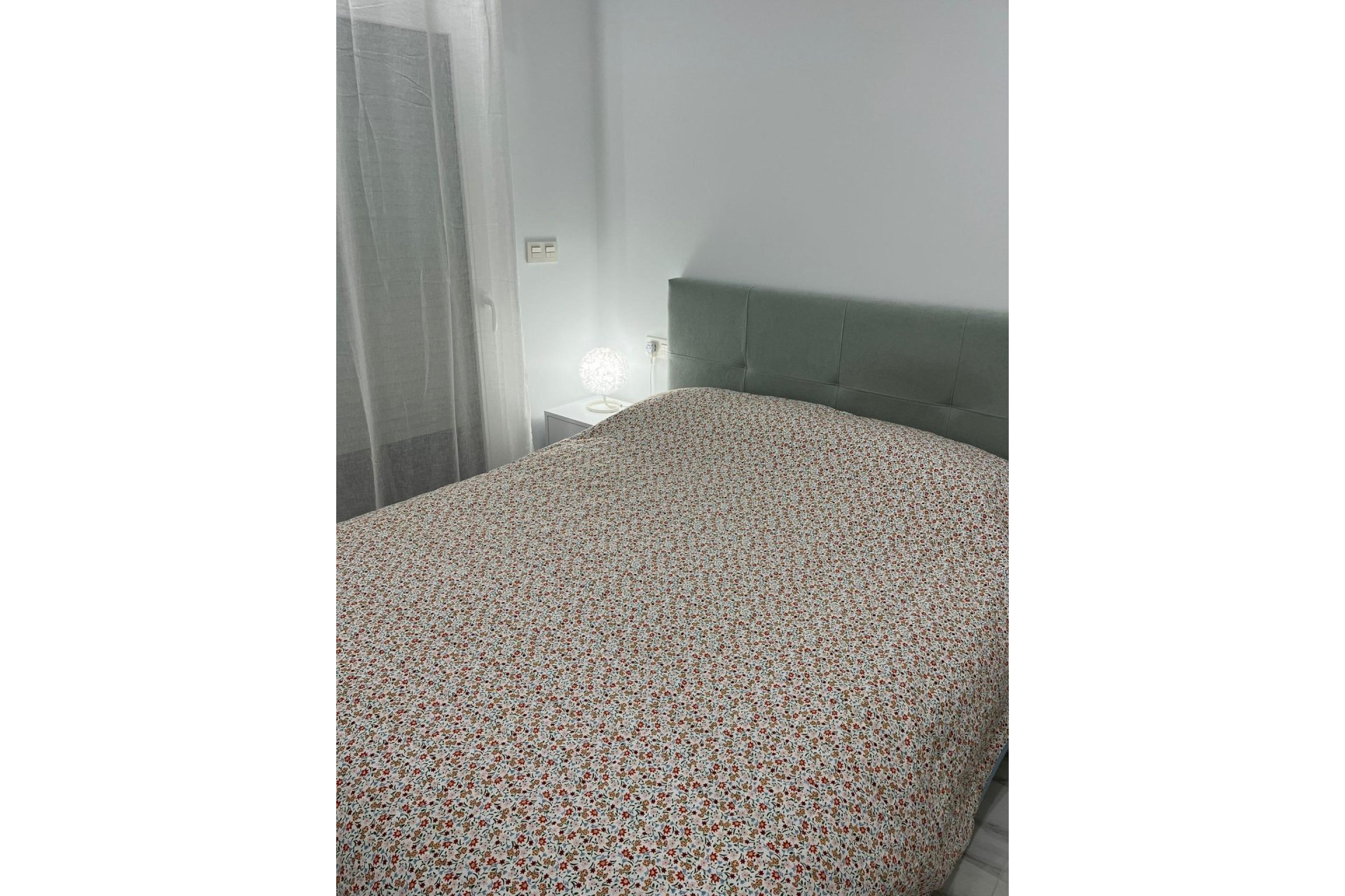 Reventa - Apartamento -
Torrevieja - Centro