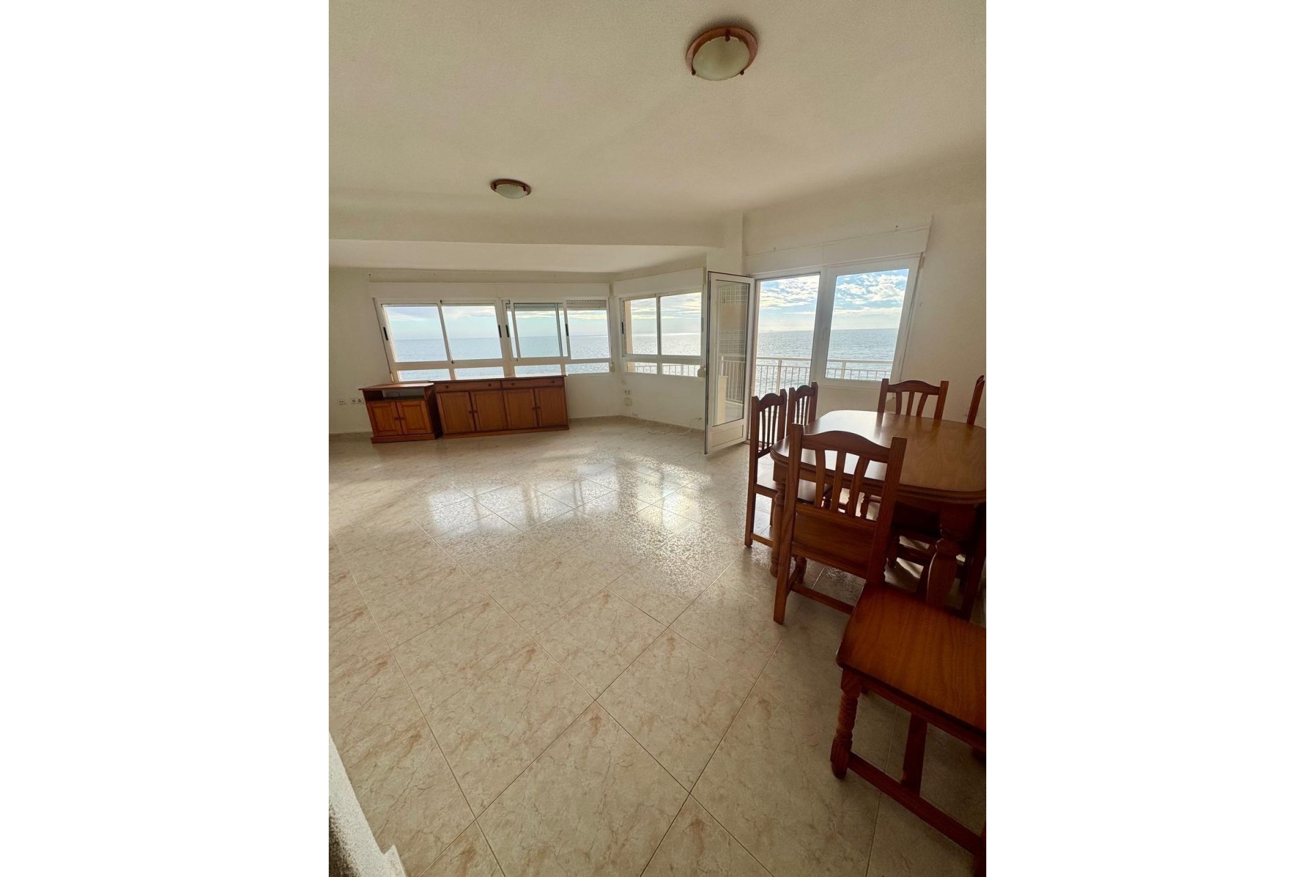 Reventa - Apartamento -
Torrevieja - Playa del Cura