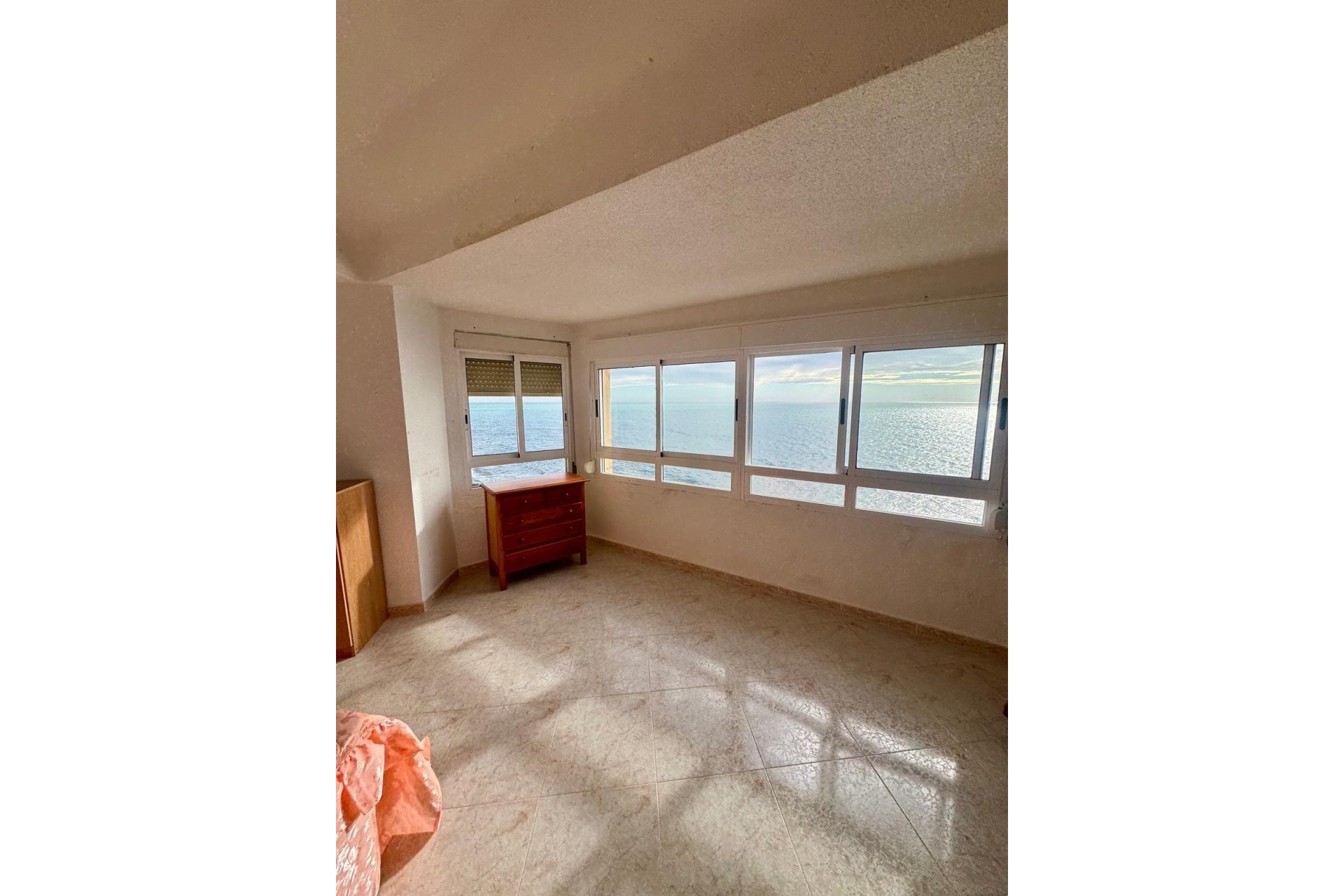 Reventa - Apartamento -
Torrevieja - Playa del Cura