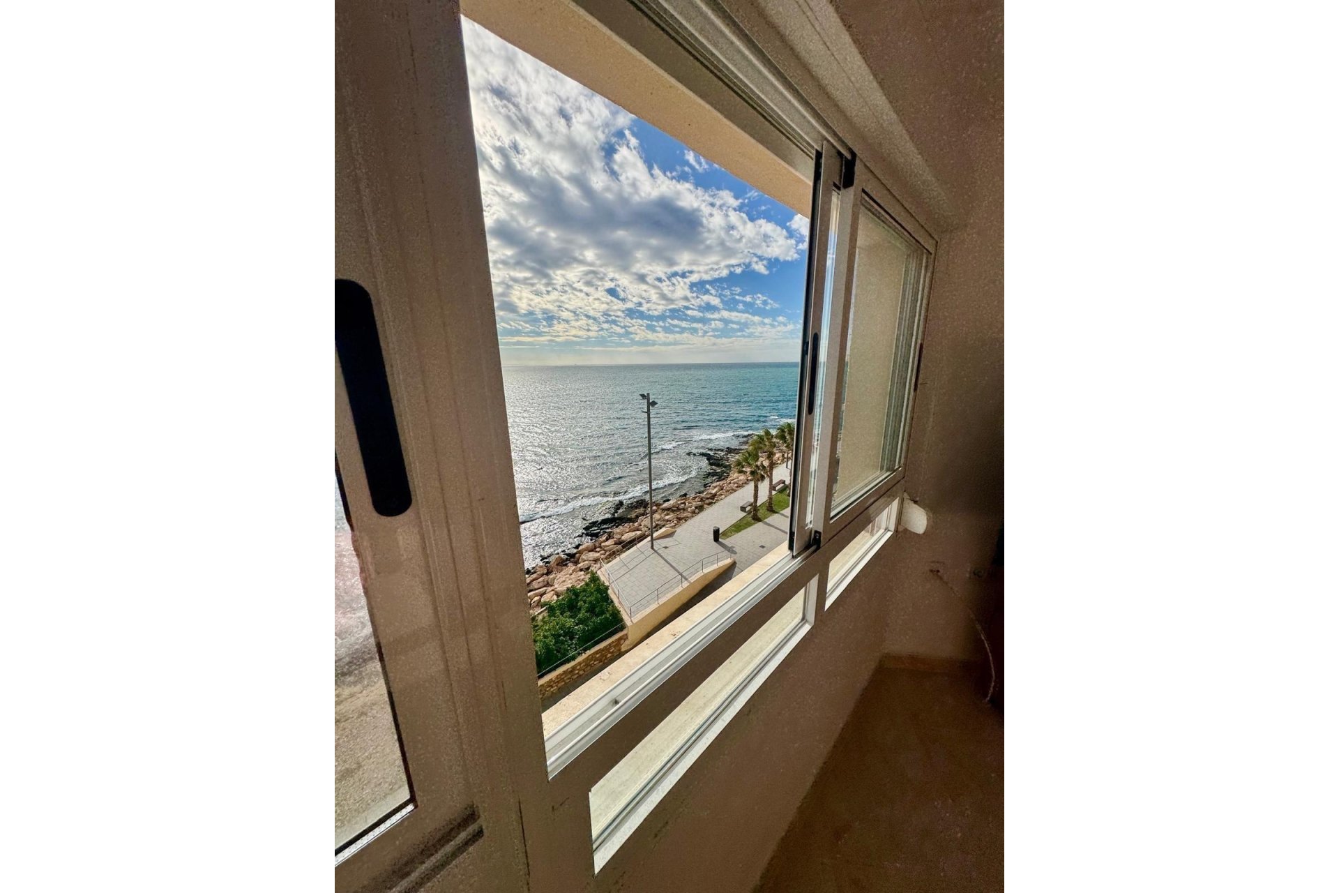 Reventa - Apartamento -
Torrevieja - Playa del Cura