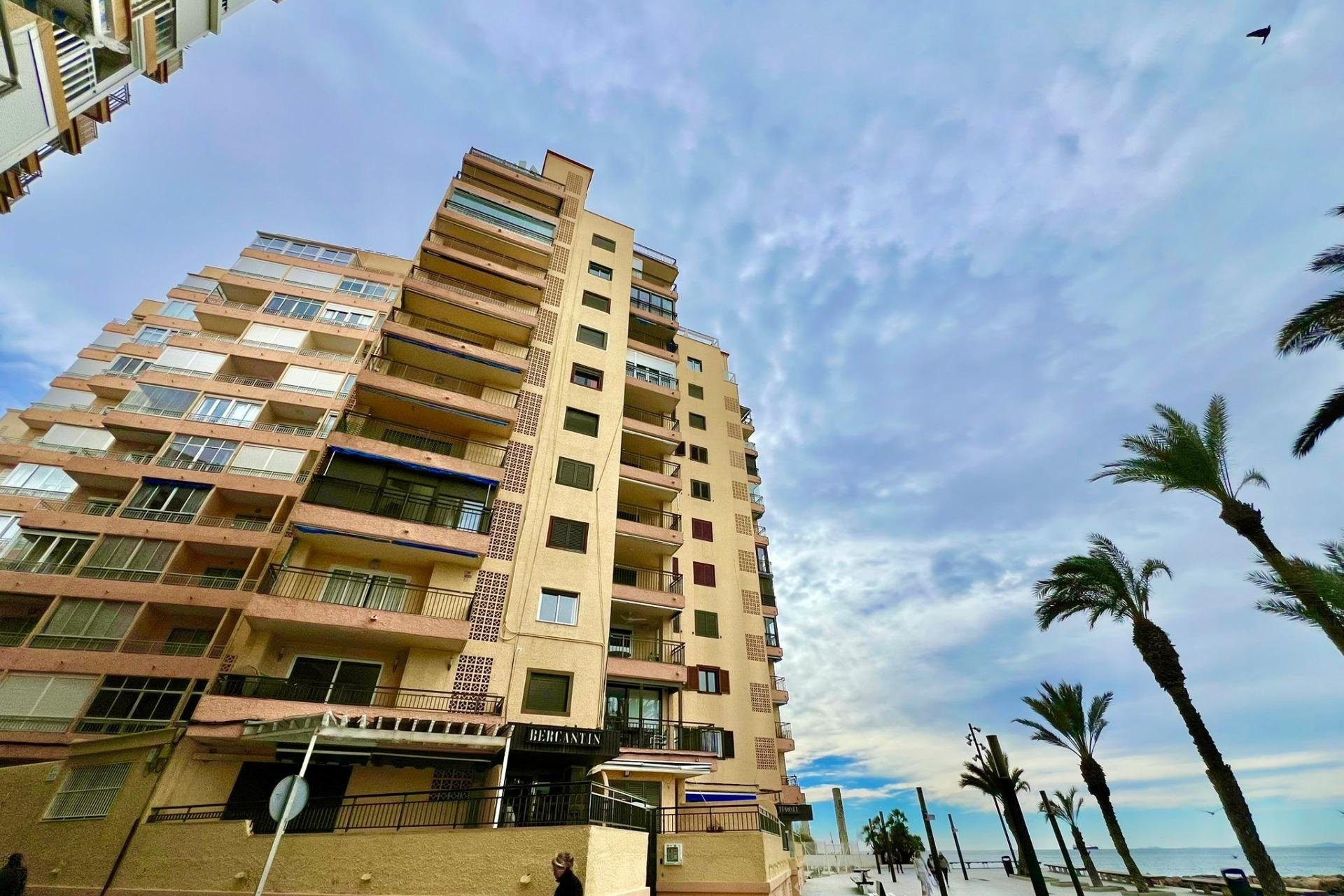 Reventa - Apartamento -
Torrevieja - Playa del Cura