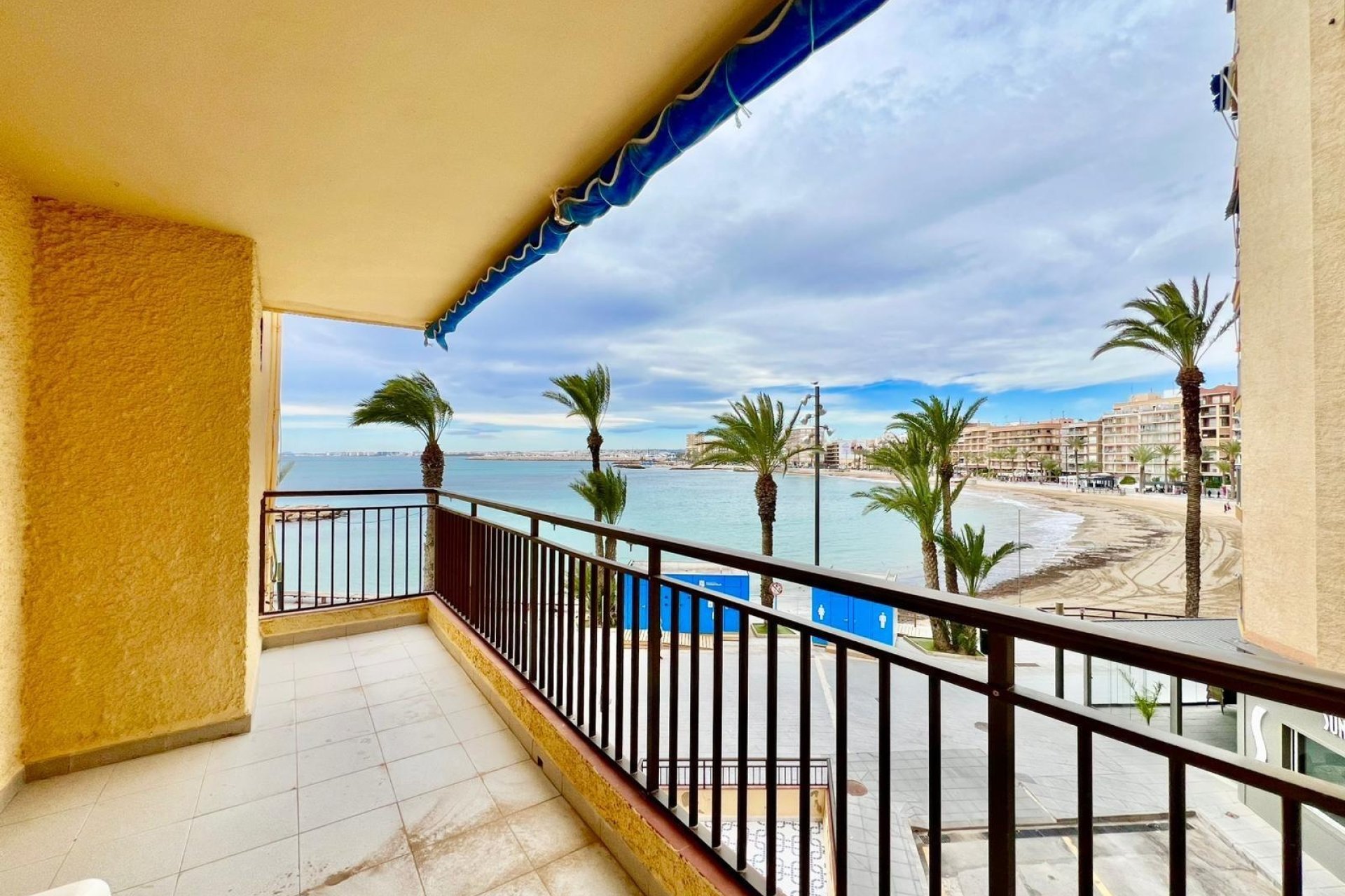 Reventa - Apartamento -
Torrevieja - Playa del Cura
