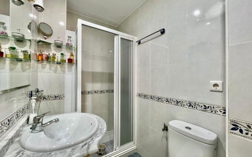 Reventa - Apartamento -
Torrevieja - Playa del Cura
