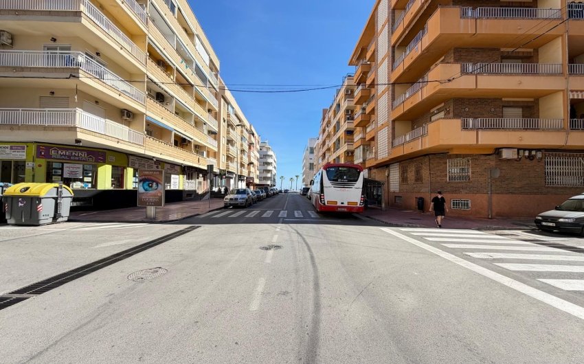 Reventa - Apartamento -
Torrevieja - Playa del Cura