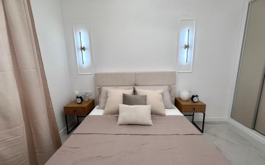 Reventa - Apartamento -
Torrevieja - Playa del Cura