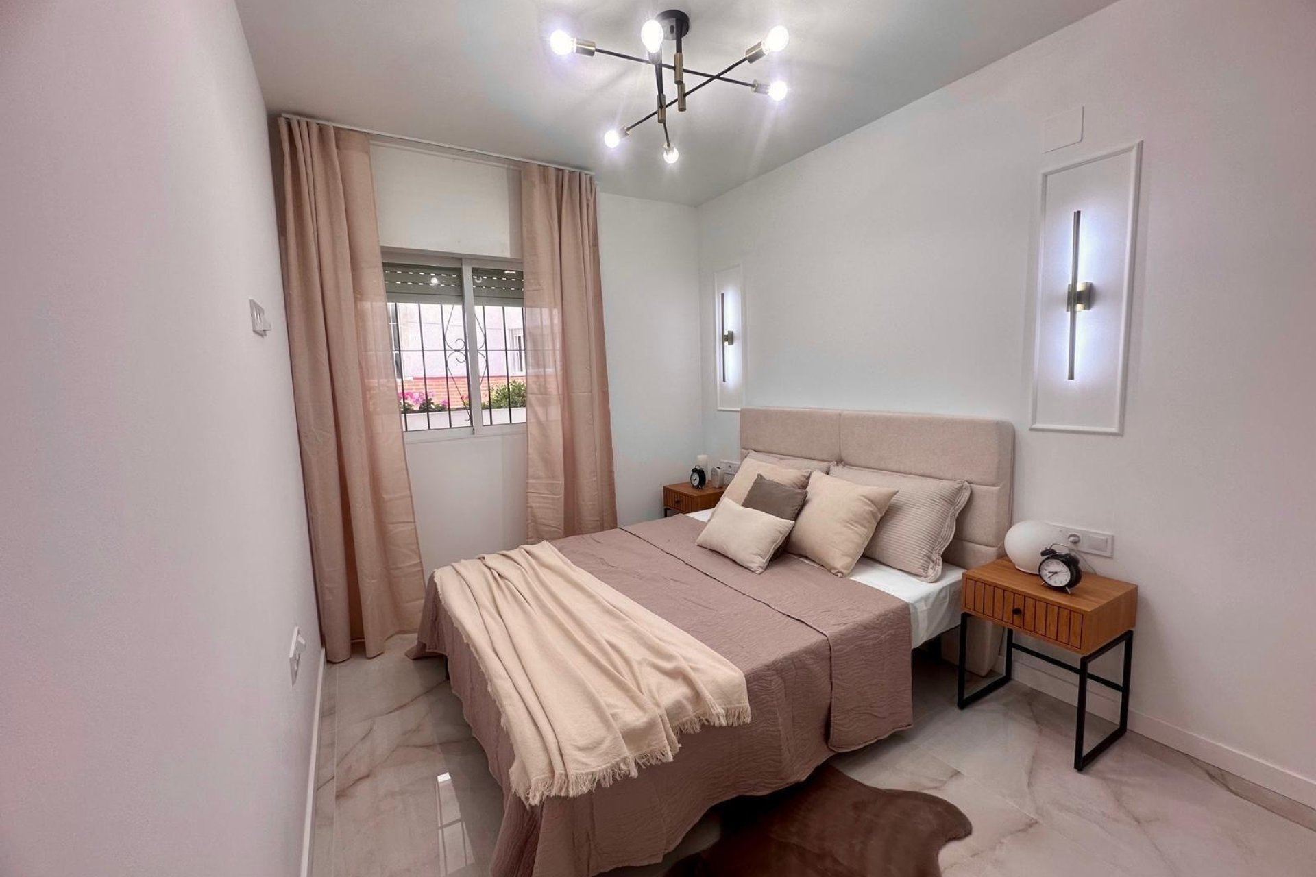 Reventa - Apartamento -
Torrevieja - Playa del Cura