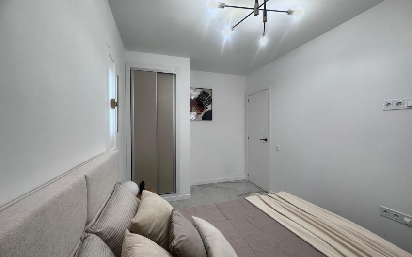Reventa - Apartamento -
Torrevieja - Playa del Cura