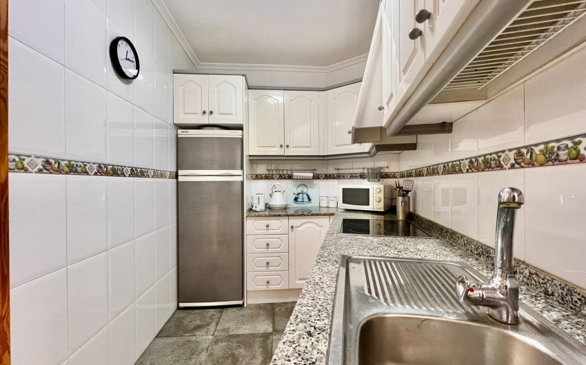 Reventa - Apartamento -
Torrevieja - Playa del Cura