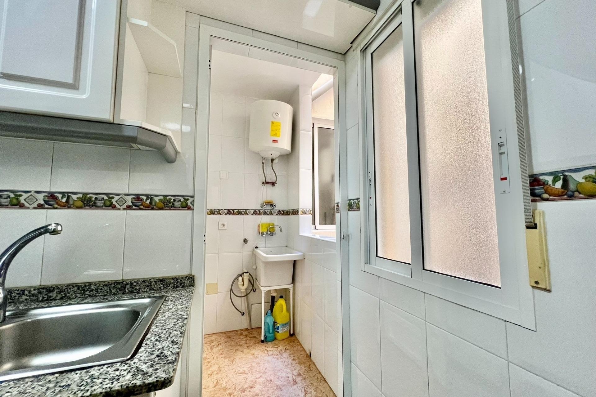 Reventa - Apartamento -
Torrevieja - Playa del Cura