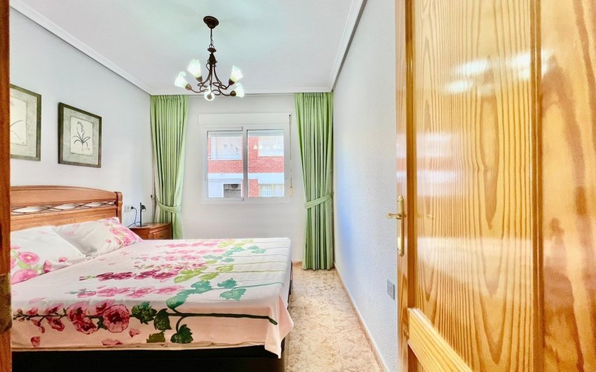 Reventa - Apartamento -
Torrevieja - Playa del Cura