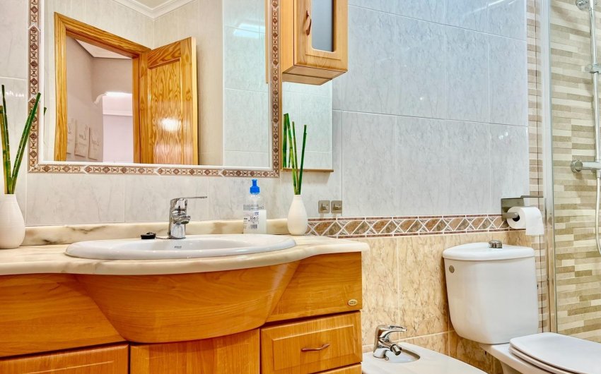 Reventa - Apartamento -
Torrevieja - Playa del Cura