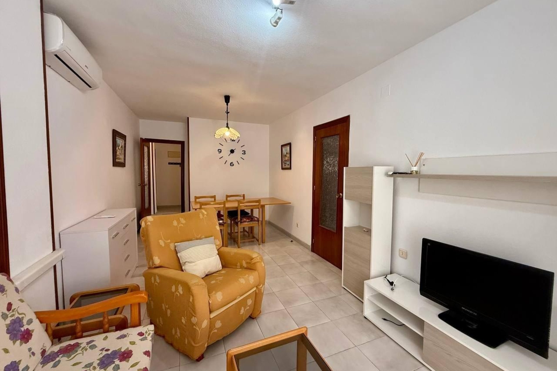 Reventa - Apartamento -
Torrevieja - Playa del Cura