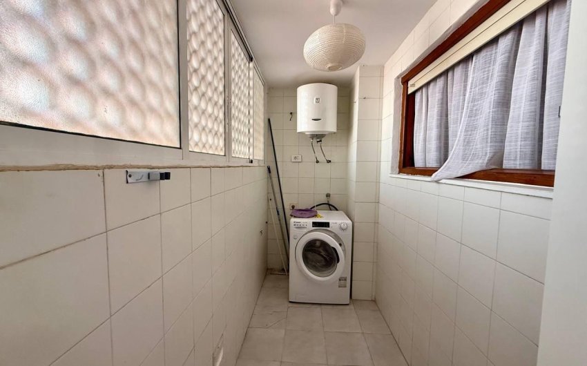Reventa - Apartamento -
Torrevieja - Playa del Cura