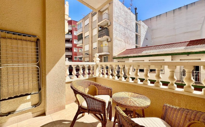 Reventa - Apartamento -
Torrevieja - Playa del Cura