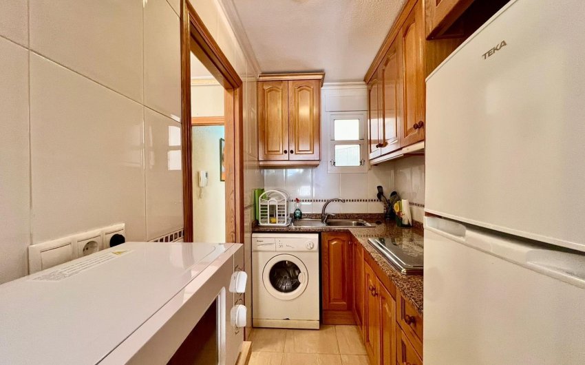 Reventa - Apartamento -
Torrevieja - Playa del Cura